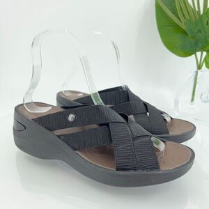 Bzees Women's Disco Sandals 7.5 Wedge Heel Slip On Black Textile Casual Comfy
